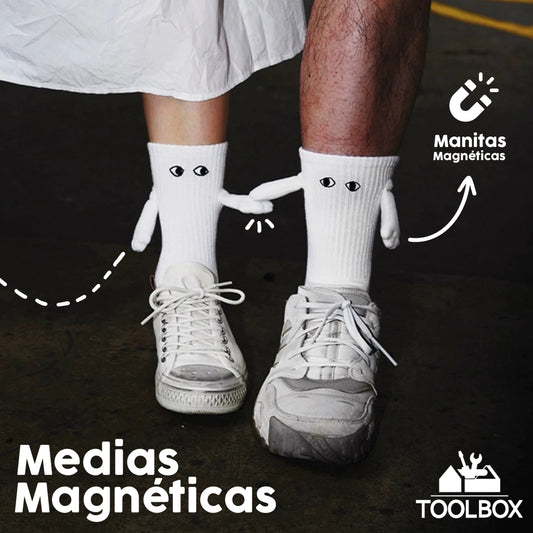 Calcetas con bracitos magnéticos 🖤🤍